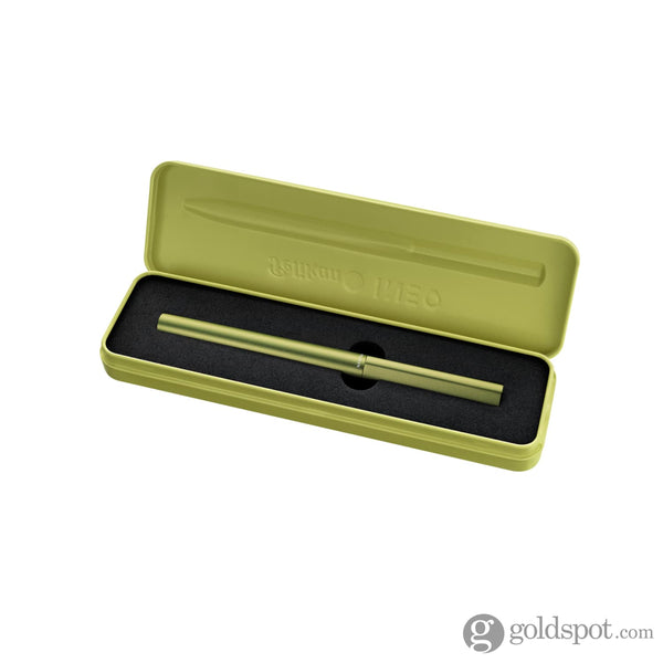 Pelikan Ineo Fountain Pen Green Oasis - Medium Fountain Pen