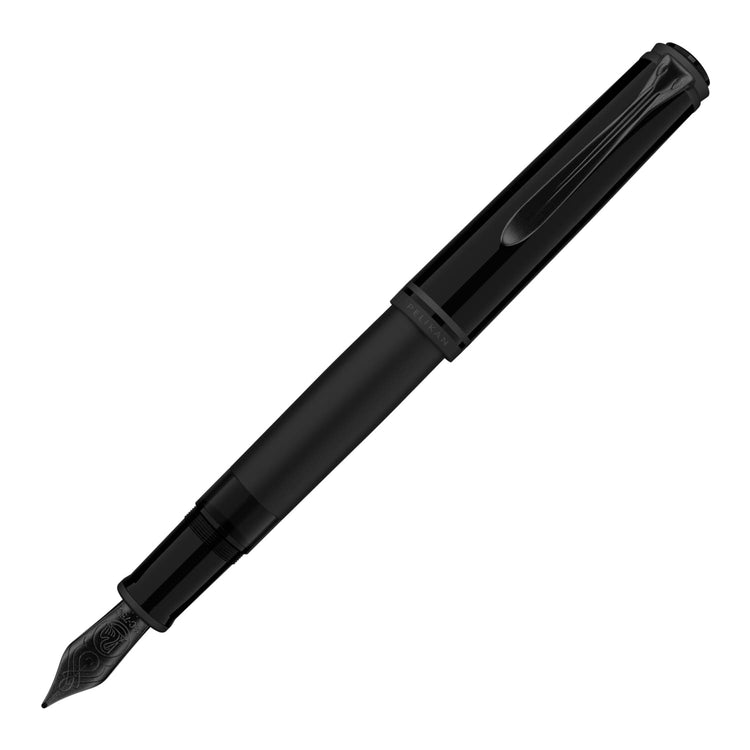 Pelikan Souverän M809 Fountain Pen in Black Matte - 18K Gold Nib Fountain Pen