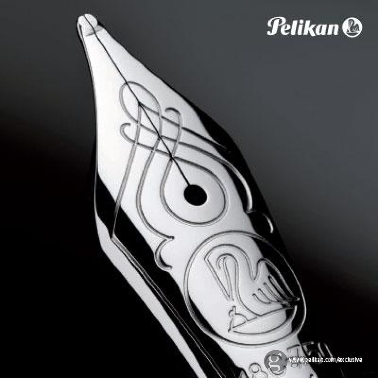 Pelikan Souveran M805 Fountain Pen in Black & Blue with Silver Trim - 18K Gold Fountain Pens