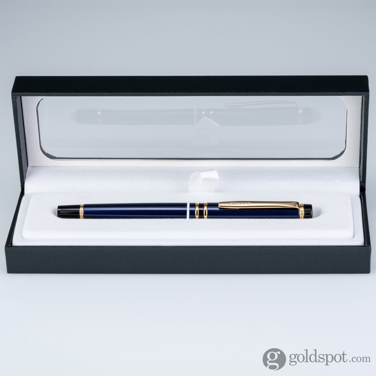 Pilot Grance Fountain Pen in Deep Navy Blue - 14k Gold Nib
