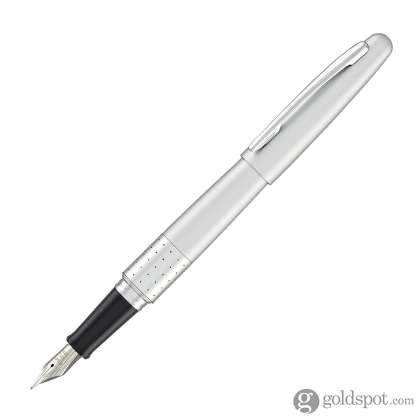 Pilot Metropolitan Fountain Pen in Silver with Dot Pattern - Medium Point Fountain Pen