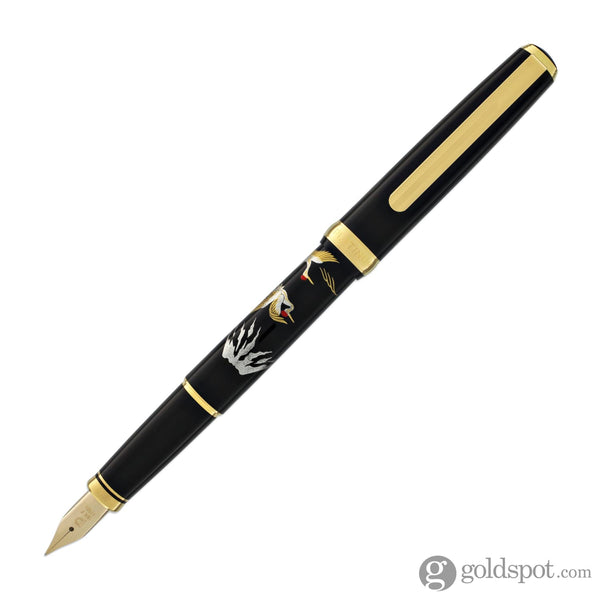 Platinum Classic Maki-e Fountain Pen with Crane Design - 18K Gold Fine Fountain Pen
