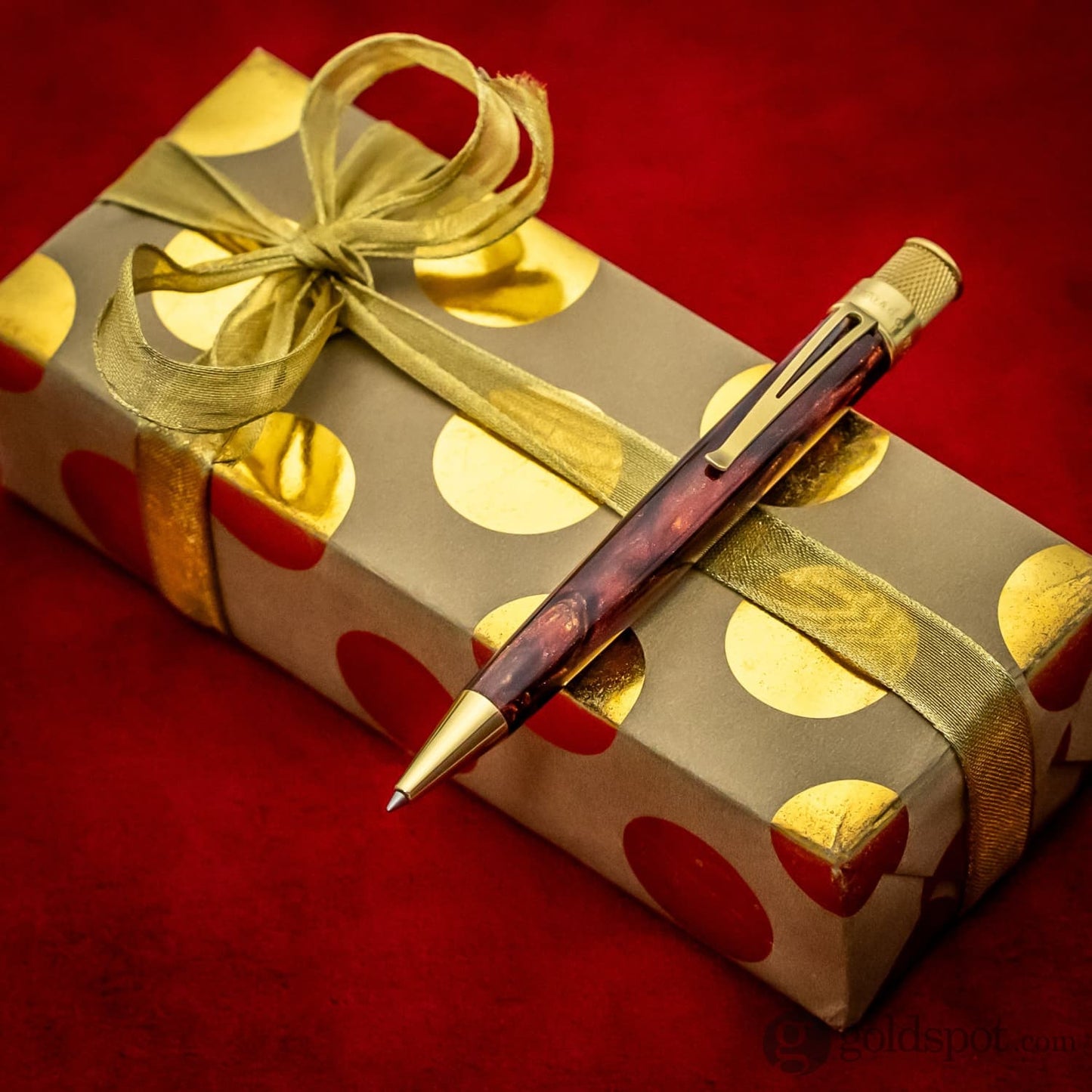 Retro 51 Goldspot Exclusive Tornado Rollerball in ’Tis the Season Diamondcast Resin Rollerball Pen