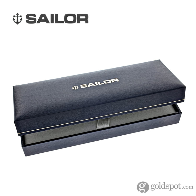 Sailor Professional Gear Slim ’Princess Raden’ Fountain Pen in Princess Koto with Silver Trim - 14K Gold