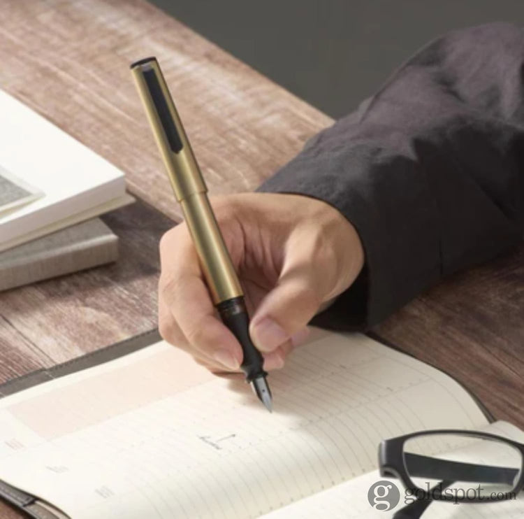 Sailor Tuzu Adjust Forge Fountain Pen in Gold Fountain Pens