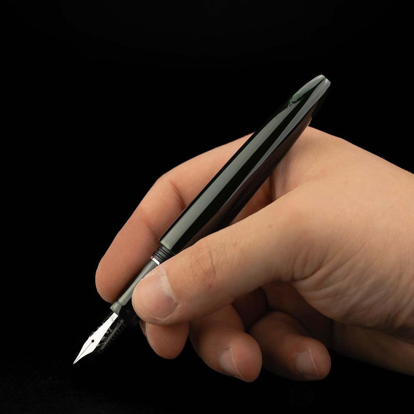 Scribo Piuma Fountain Pen in Hane Kuro 18K Gold Nib Fountain Pen