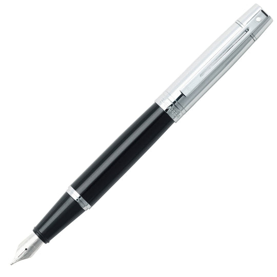 Sheaffer 300 Fountain Pen in Glossy Black with Chrome Cap