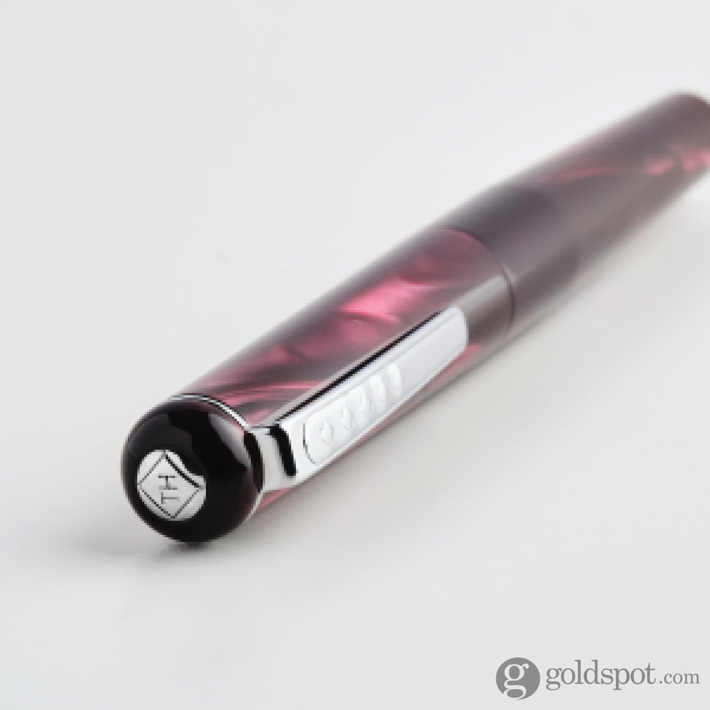 Tom Hessin Charles Fountain Pen in Castle Claret Fountain Pen