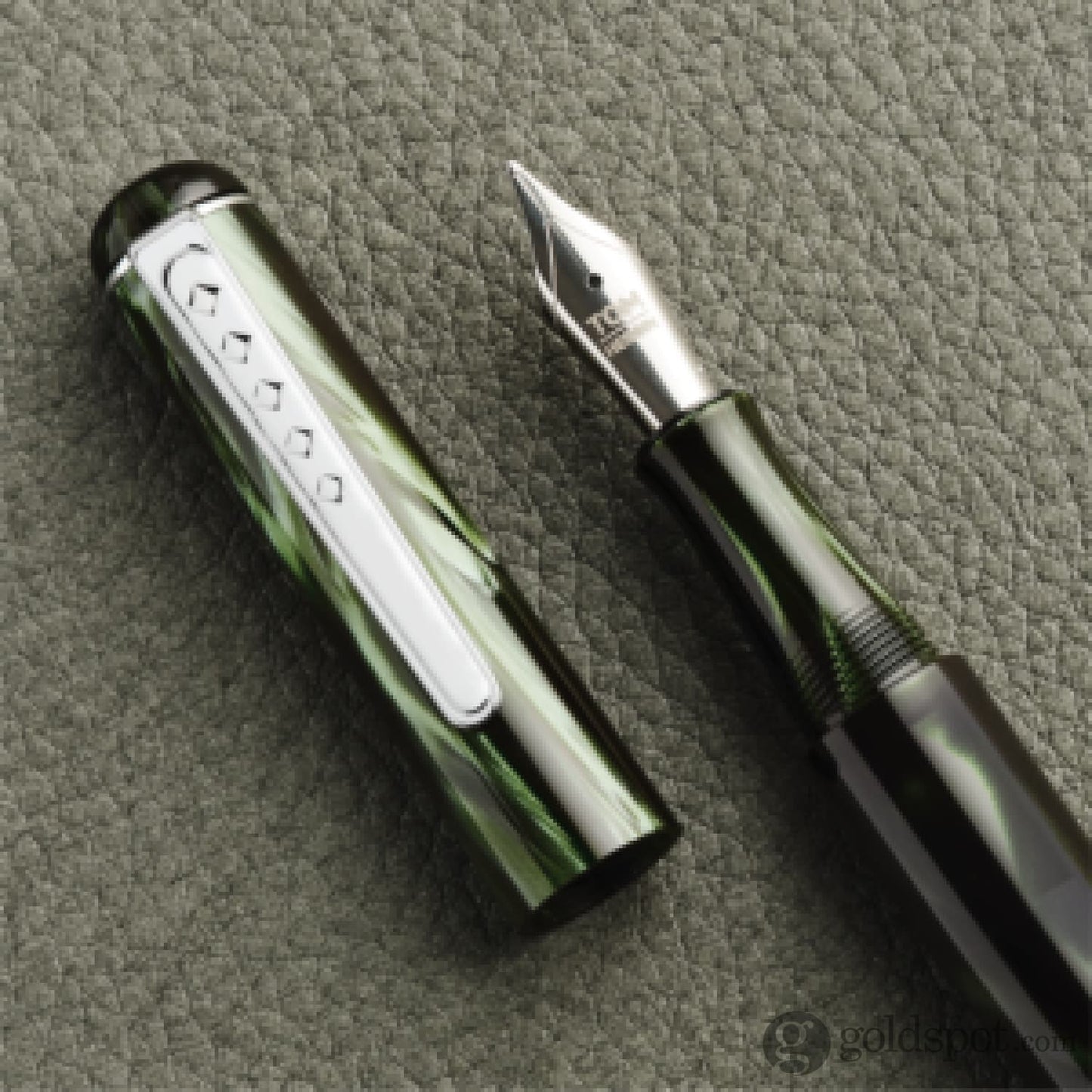 Tom Hessin Charles Fountain Pen in Highland Green Fountain Pen