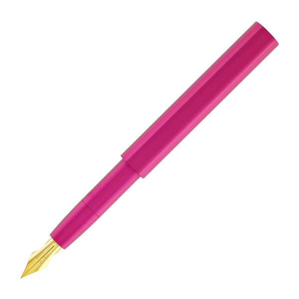 Tom’s Studio Pocket Fountain Pen V2 in Mulberry Fountain Pen
