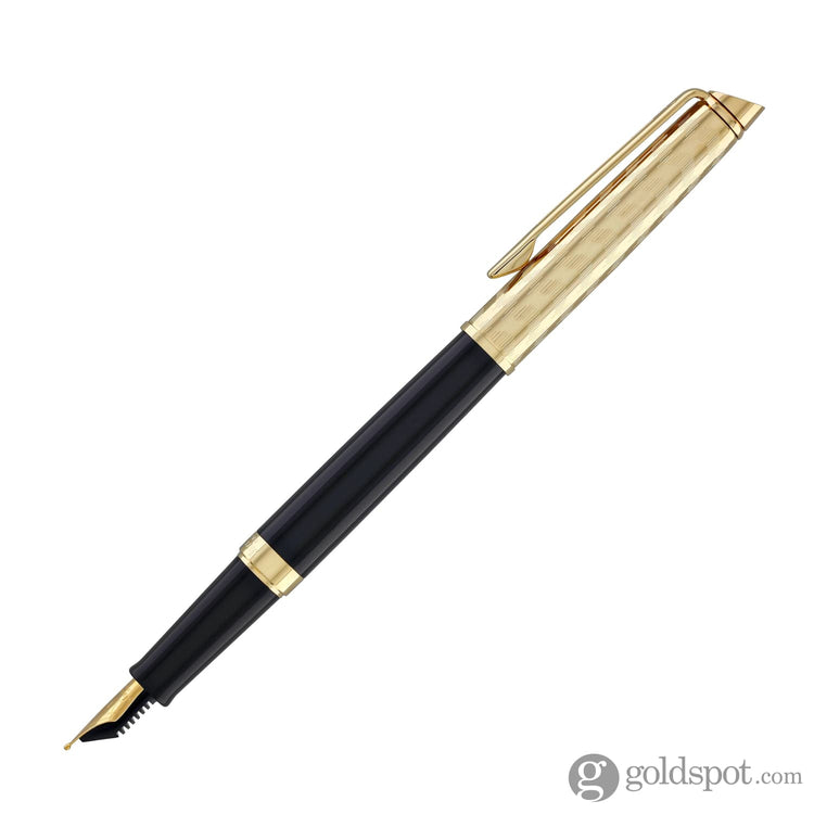 Waterman Hémisphère Fountain Pen in Opera with Gold Trim - Medium Point Fountain Pen