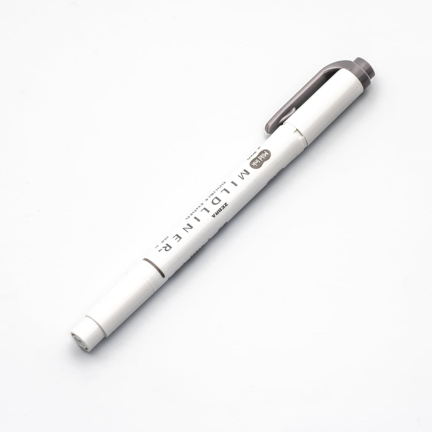 Zebra Mildliner Dual-Tip Highlighter in Dark Gray Accessories