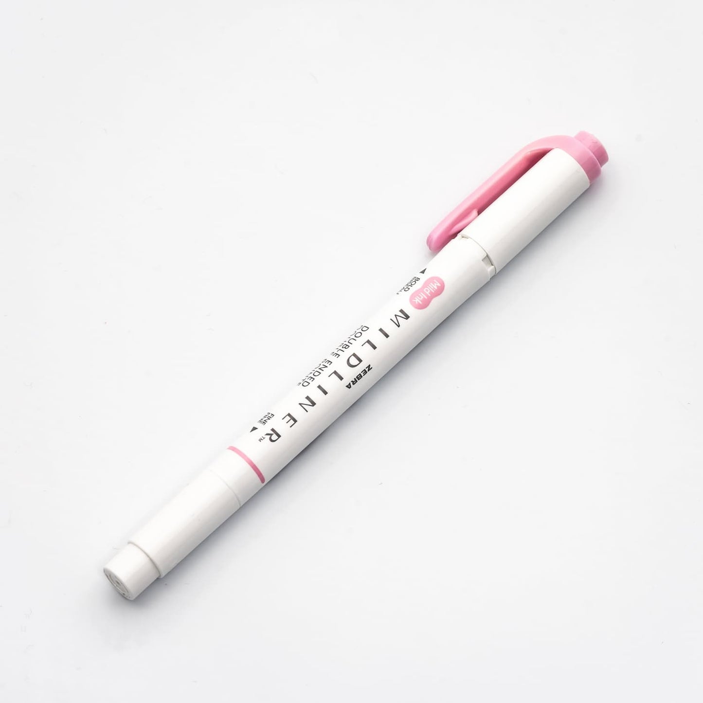 Zebra Mildliner Dual-Tip Highlighter in Pink Accessories