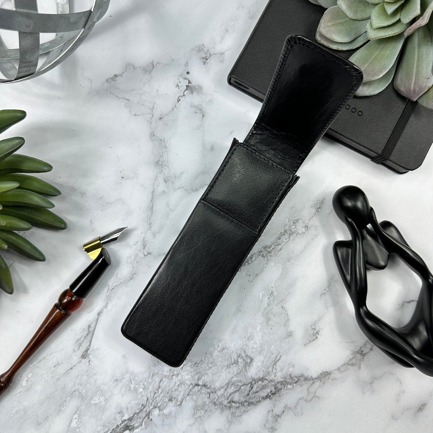 Girologio Double Magnetic Closure Pen Case in Black Cases