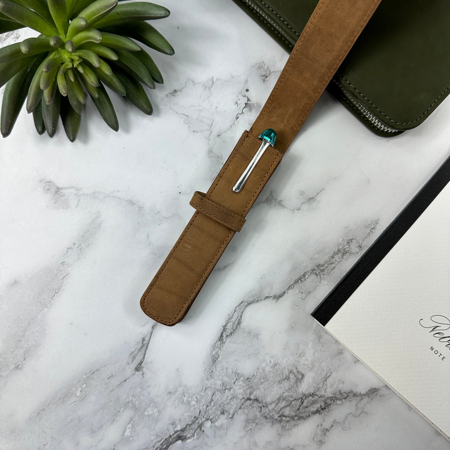 Girologio Single Pen Case in Saddle Tan Cases