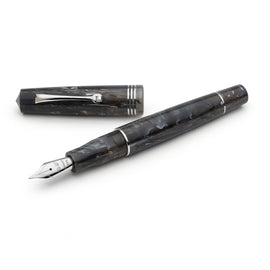 Leonardo Momento Zero Fountain Pen in Horn 2021