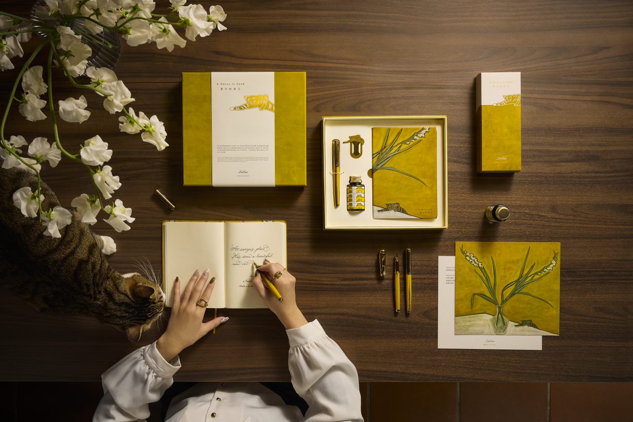 Laban Sanyu in Hand Fountain Pen Set in Antique Gold Fountain Pen