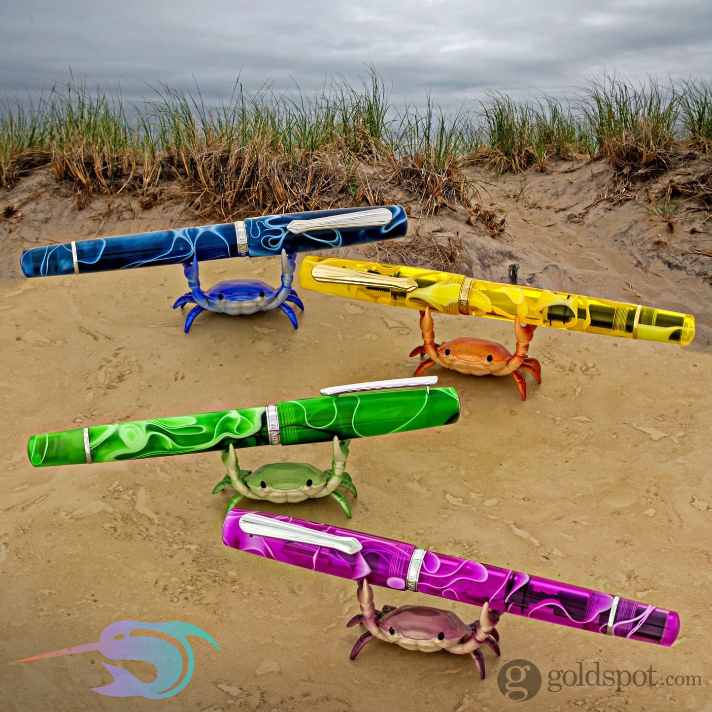 Crab Pen Holder in Purple Accessory