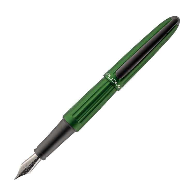 Diplomat Aero Fountain Pen in Green Fountain Pen