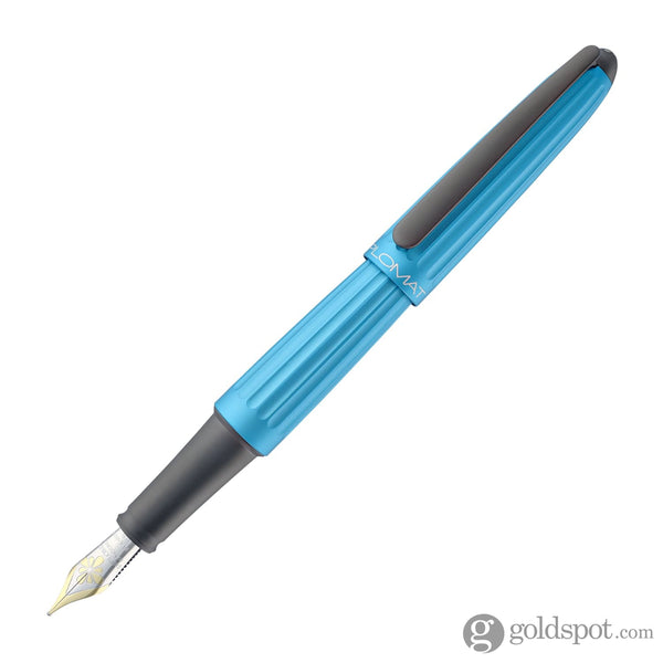 Diplomat Aero Fountain Pen in Turquoise - 14K Gold Fountain Pen