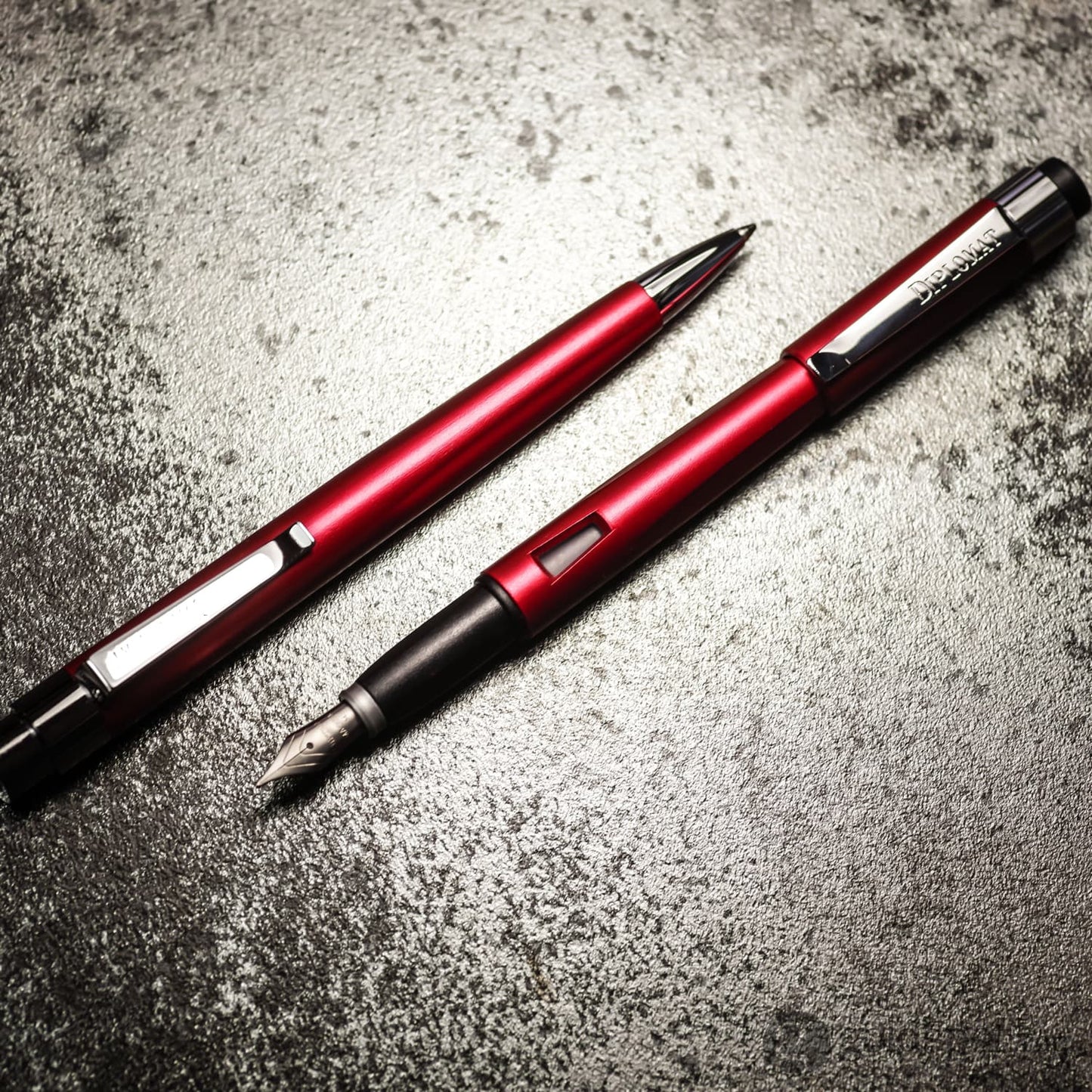 Diplomat Magnum Fountain Pen in Burned Red Fountain Pen