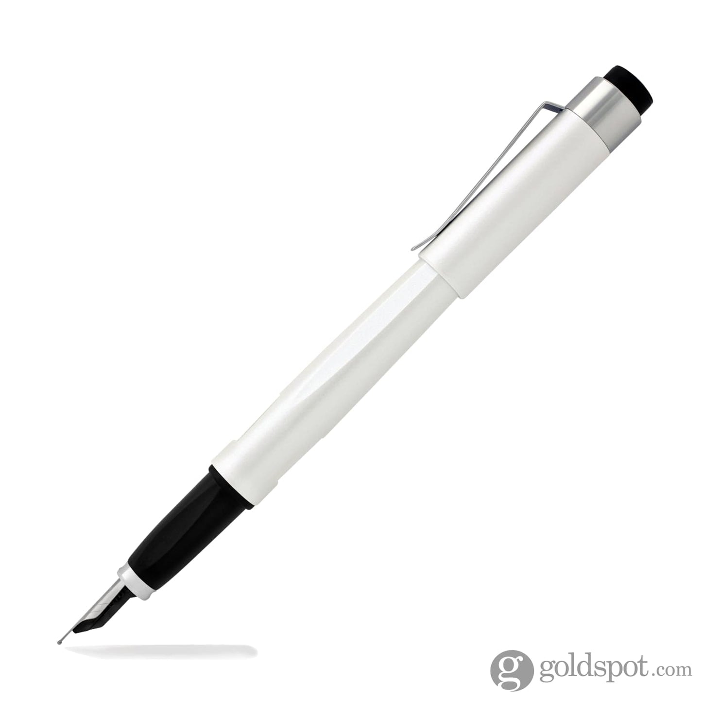 Diplomat Magnum Fountain Pen in Pearl White Fountain Pen