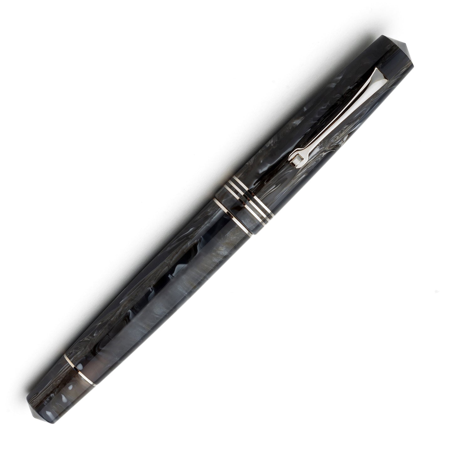 Leonardo Momento Zero Fountain Pen in Horn 2021 Fountain Pen