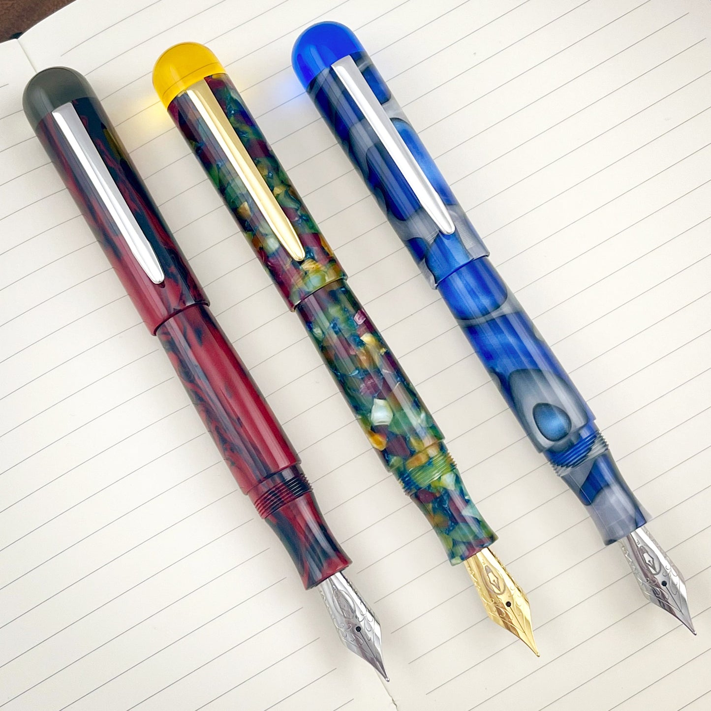 Edison Comet Fountain Pen in Brandywine Fountain Pen