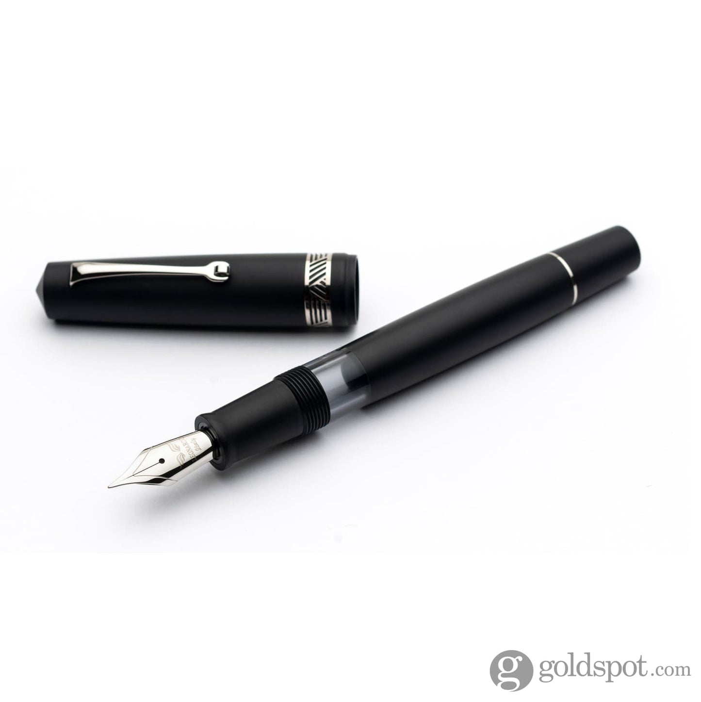 Leonardo Momento Magico Fountain Pen in Matte Black Medium / Silver Fountain Pen