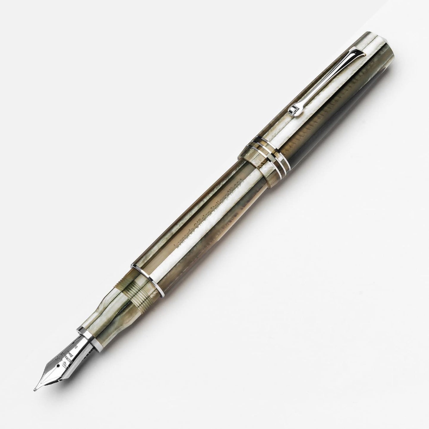 Leonardo Momento Zero Grande Fountain Pen in Sand 2020 with Rhodium Trim Fountain Pen