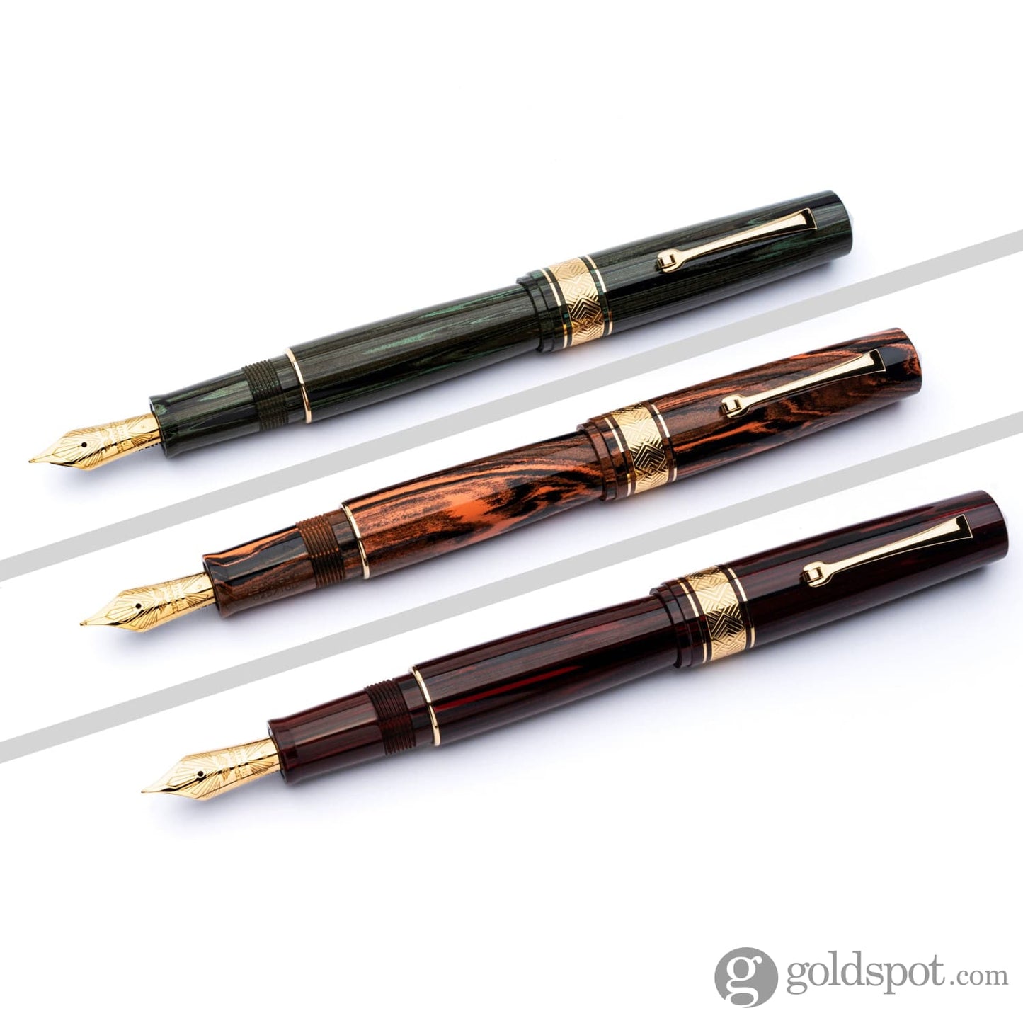 Leonardo Momento Zero Grande Masterpiece Ebonite in Flame Fountain Pen