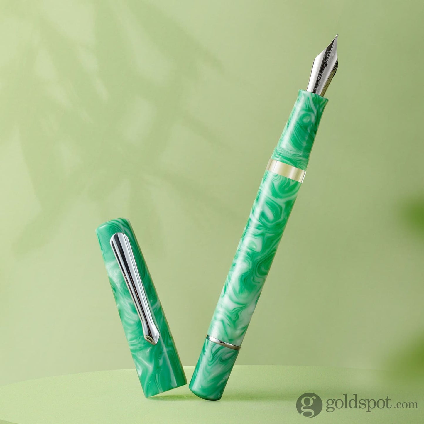 Nahvalur Schuylkill Fountain Pen in Betta Mint Fountain Pen