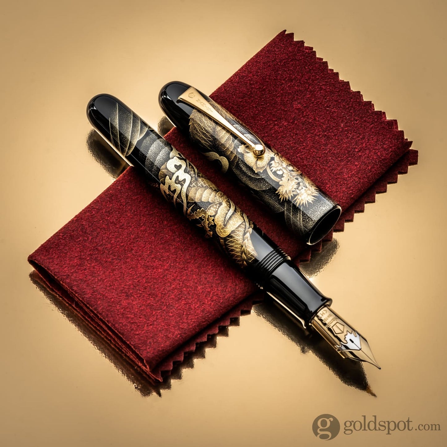 Namiki Chinkin Fountain Pen in Dragon - 18K Gold Fountain Pen