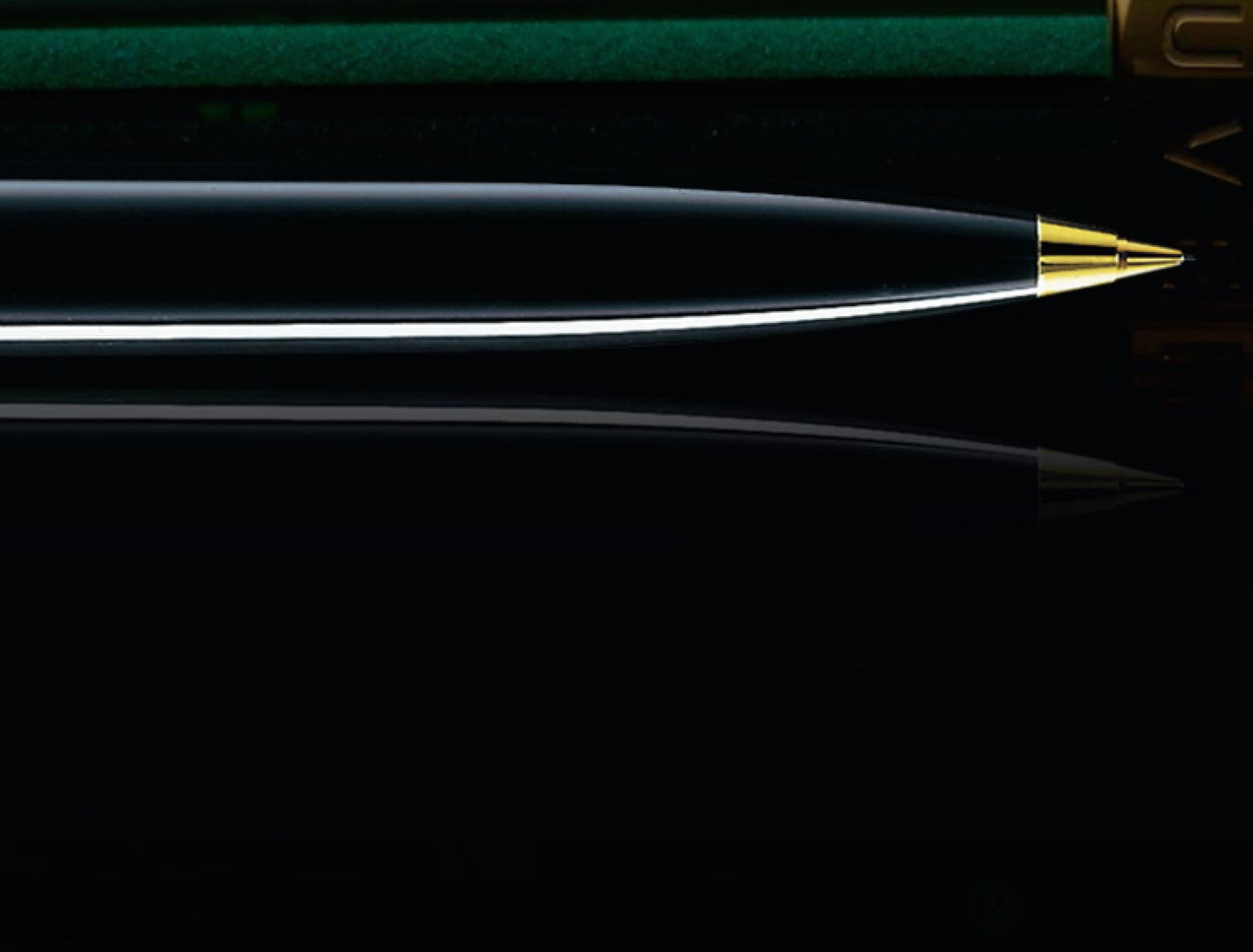 Pelikan Souveran D600 Mechanical Pencil in Black & Green with Gold Trim - 0.7mm Mechanical Pencil