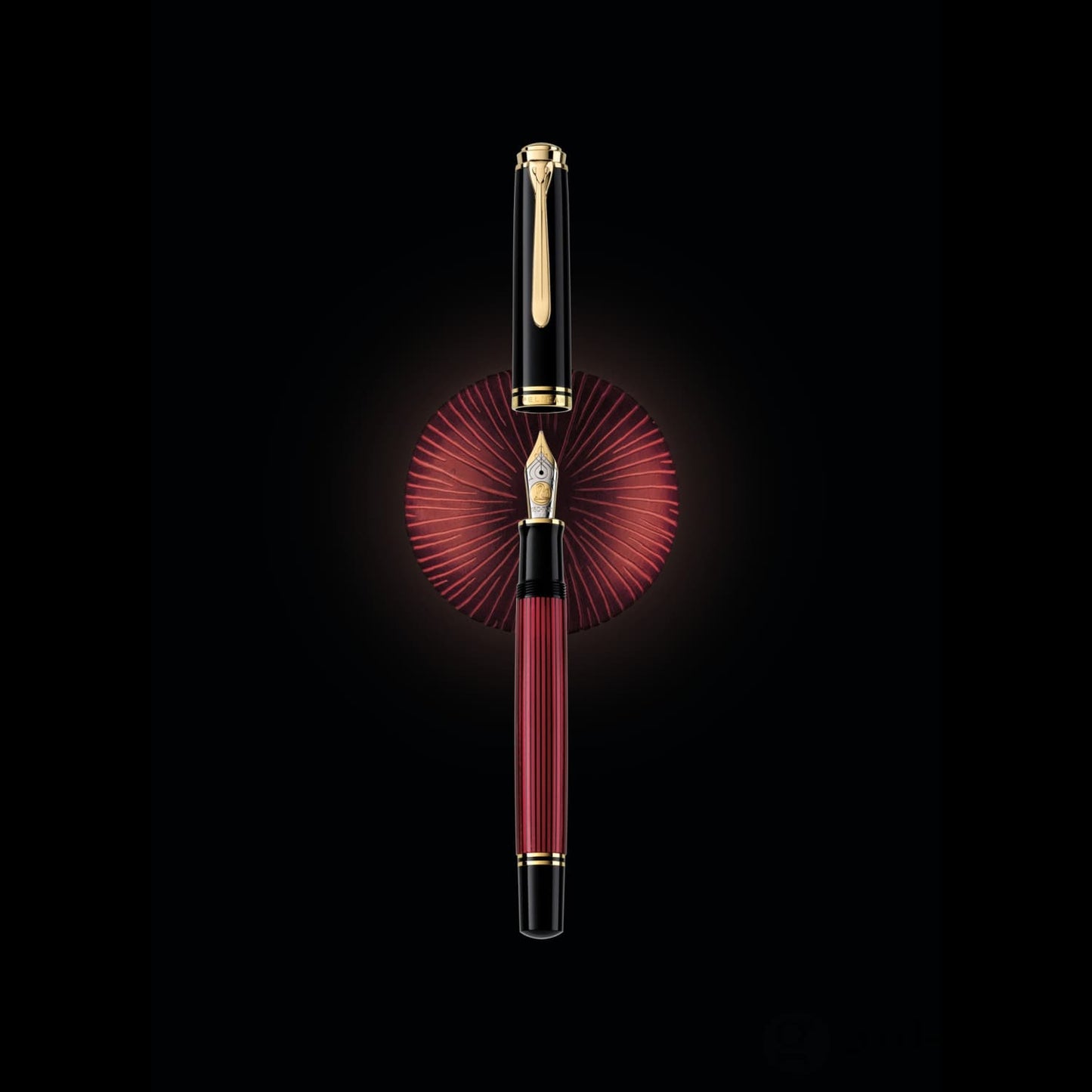 Pelikan Souveran M800 Fountain Pen in Black & Red with Gold Trim - 18K Gold Fountain Pen