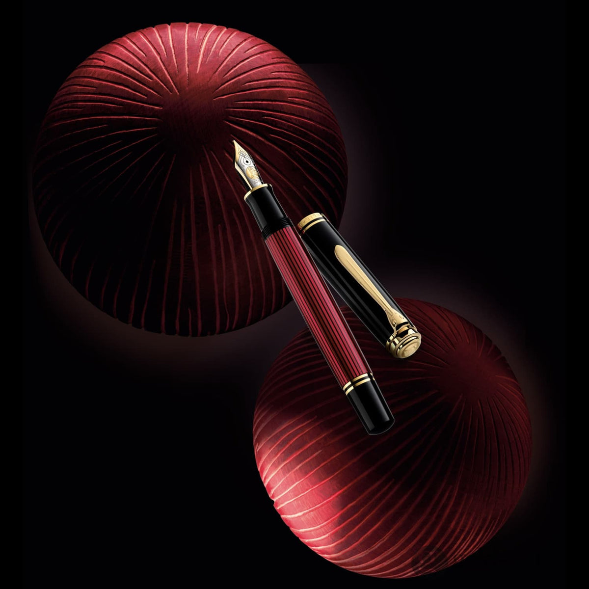 Pelikan Souverän 800 Füllfederhalter In Schwarz-Gold – 18K Goldfeder, Made In Germany