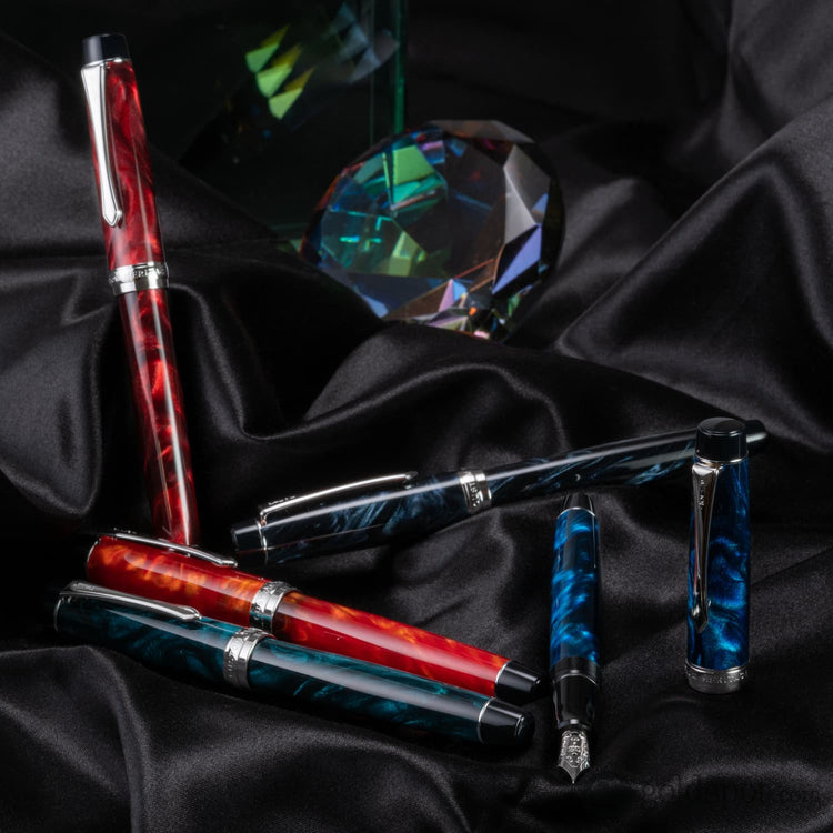 Pilot Custom Heritage SE Fountain Pen in Marble Blue with Silver Trim - 14kt Gold Fountain Pen