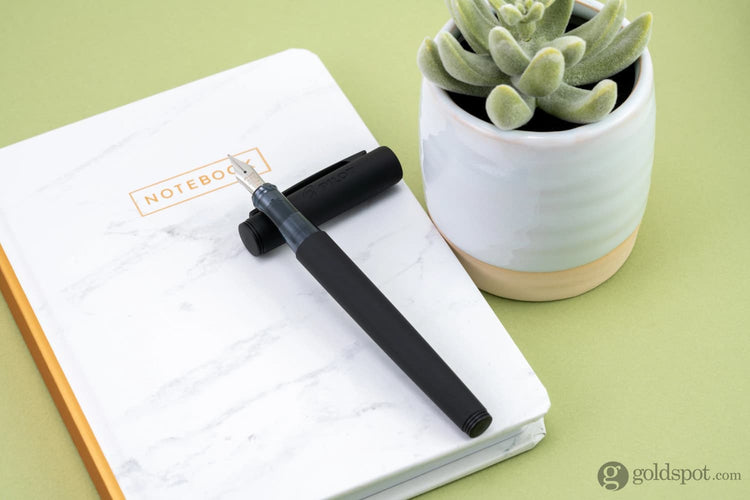 Pilot Explorer Fountain Pen in Matte Black Fountain Pen