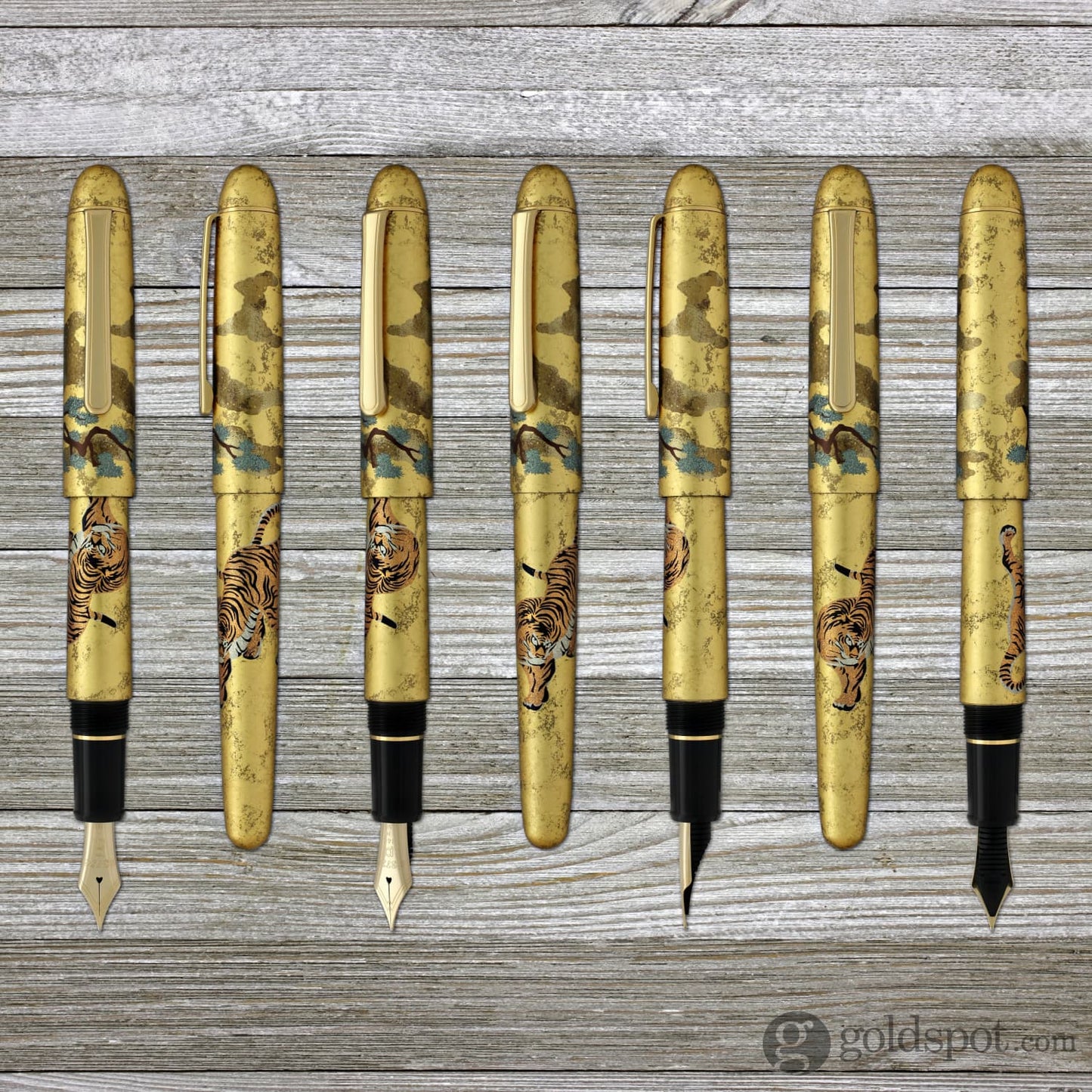 Platinum Kanazawa-Haku Fountain Pen in Matsu-Tora Fountain Pen