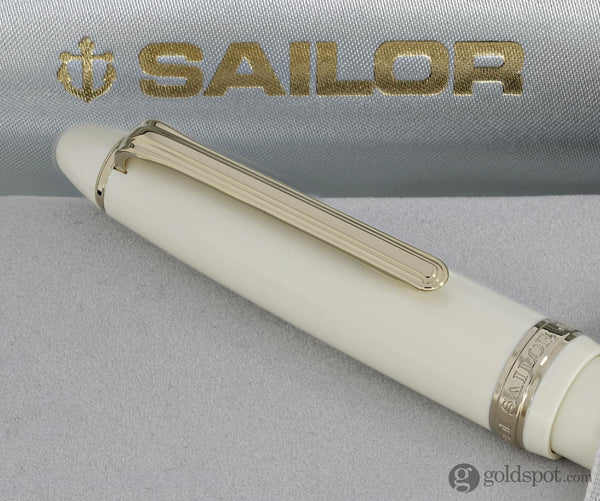 Sailor 1911 Standard Ballpoint Pen in Ivory with Gold Trim Pen