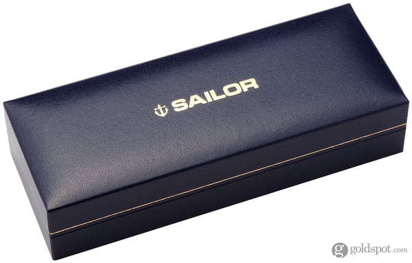 Sailor 1911 Standard Fountain Pen in Black with Gold Trim - 14K Gold Fountain Pen