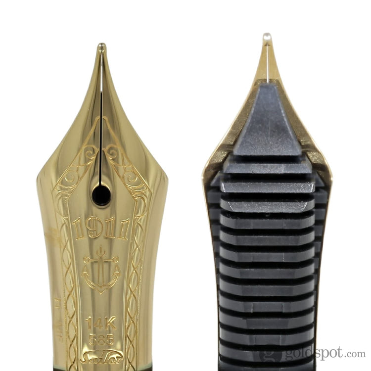 Sailor 1911 Standard Fountain Pen in Black with Gold Trim - 14K Gold Fountain Pen