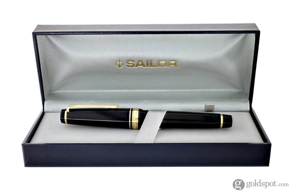 Sailor Pro Gear Fountain Pen in Black with Gold Trim - 21K Gold Fountain Pen