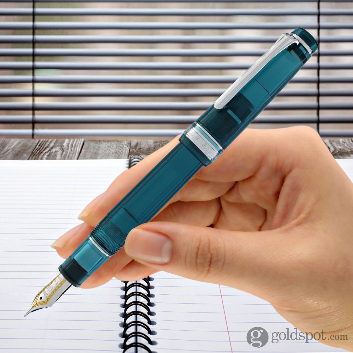 Sailor Pro Gear Regular Fountain Pen in Lucky Charm Green - 21kt Gold Nib Fountain Pen