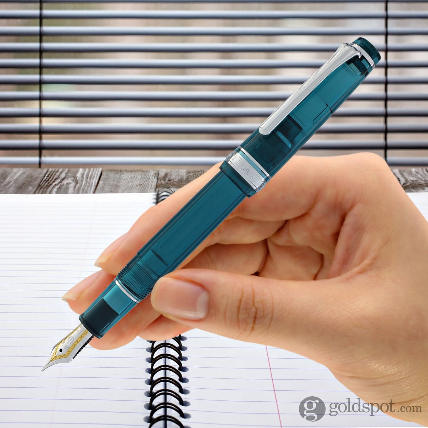 Sailor Pro Gear Slim Fountain Pen in Lucky Charm Green - 14kt Gold Nib Fountain Pen